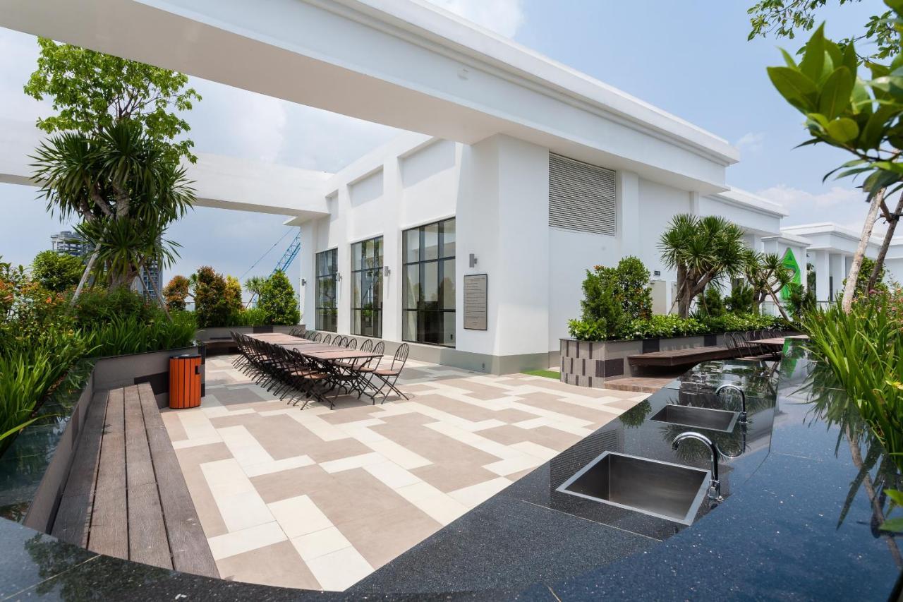 Tresor Tropical Studios Ho Chi Minh City Exterior photo